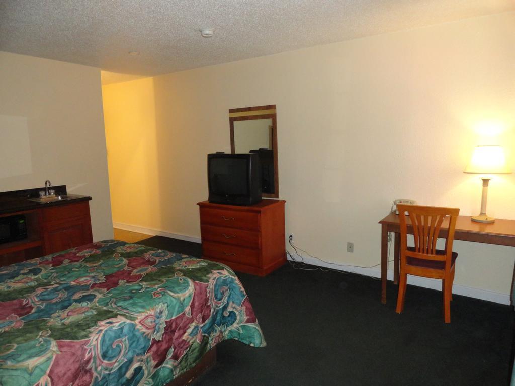 La Vista Inn Clovis Δωμάτιο φωτογραφία