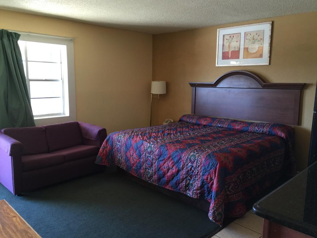 La Vista Inn Clovis Εξωτερικό φωτογραφία