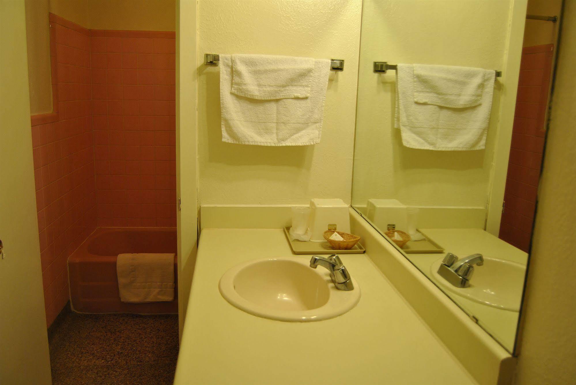 La Vista Inn Clovis Εξωτερικό φωτογραφία
