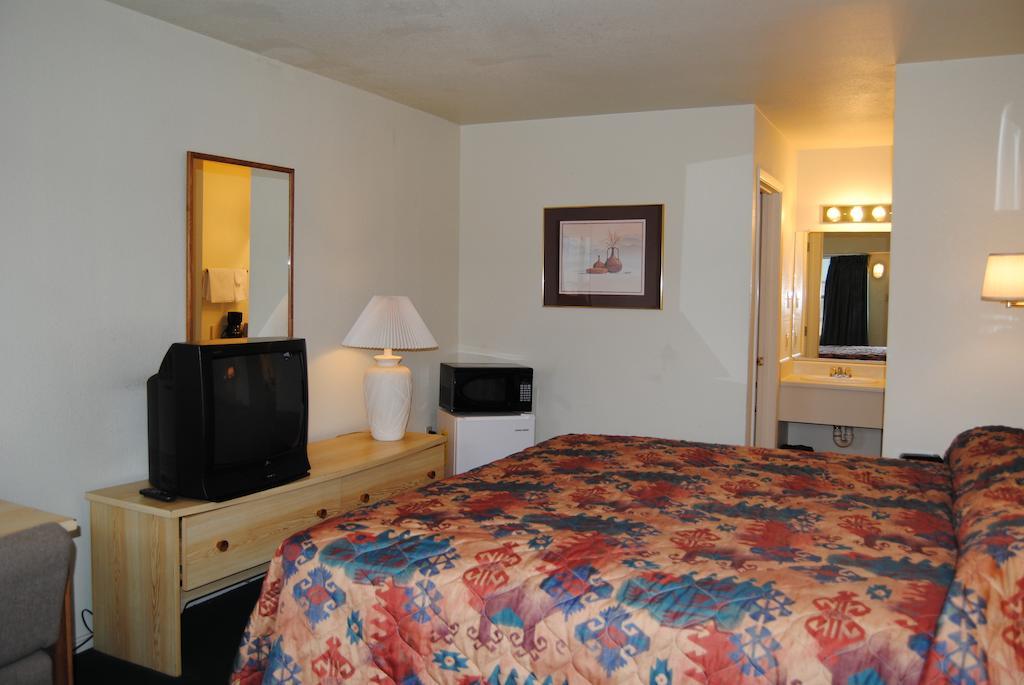 La Vista Inn Clovis Εξωτερικό φωτογραφία