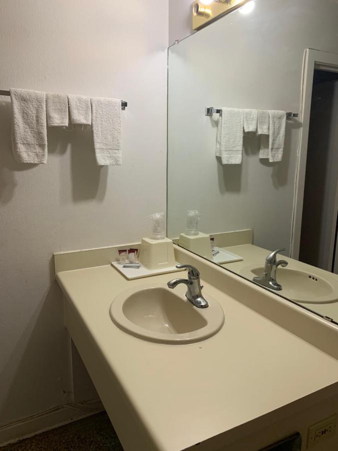 La Vista Inn Clovis Εξωτερικό φωτογραφία